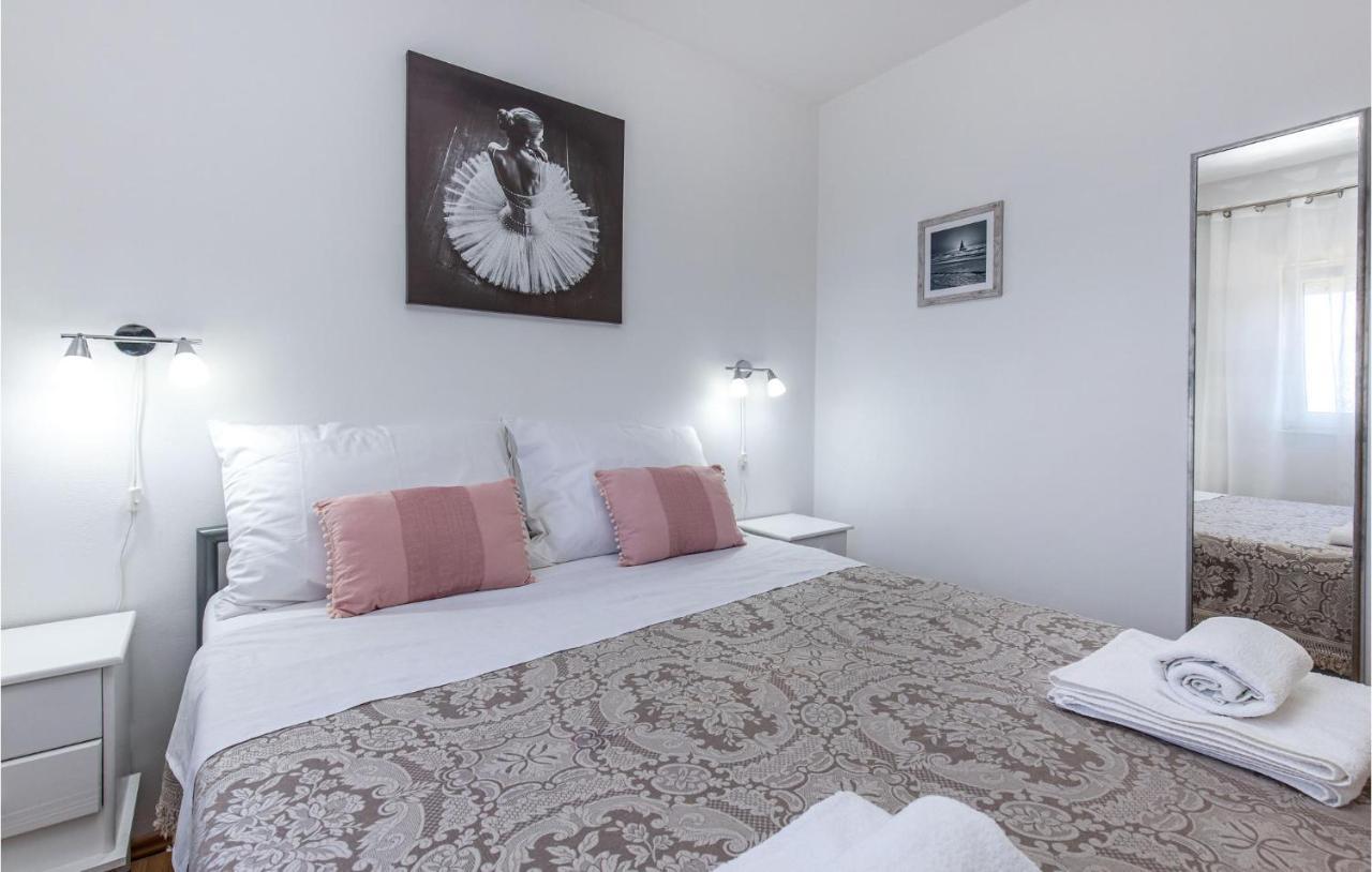 Amazing Apartment In Kostrena With 1 Bedrooms And Wifi Exteriér fotografie